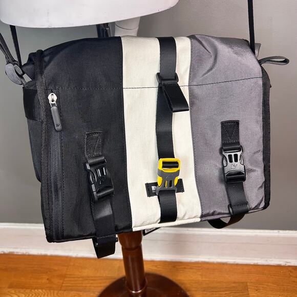 Rhinowalk messenger bag cycling striped convertible NWT waterproof travel - Picture 2 of 10